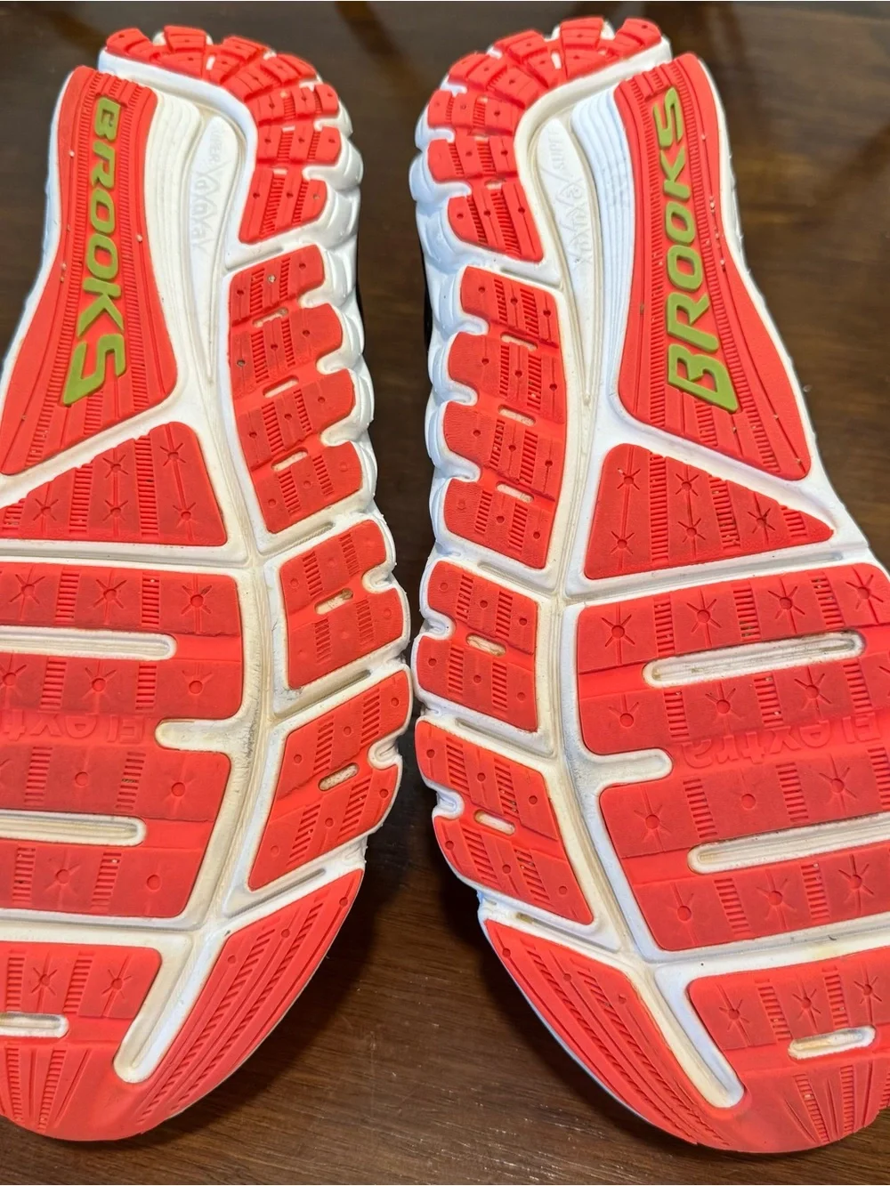 Brooks Mens Size 11 D Transcend Ultimate Ride 1101571D908 Sneakers Running Shoes